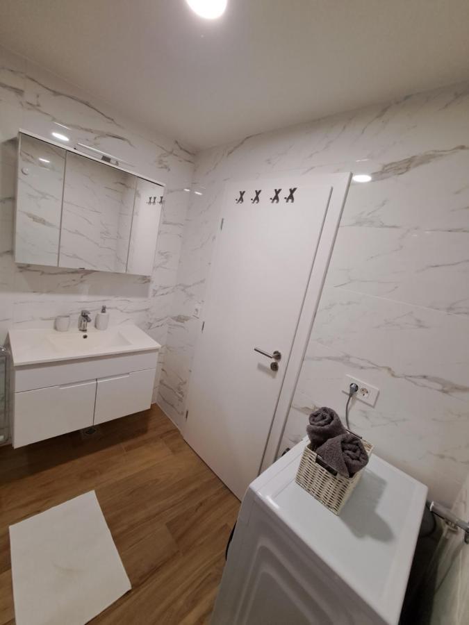 מאלי לוסיניי Apartman Tea מראה חיצוני תמונה