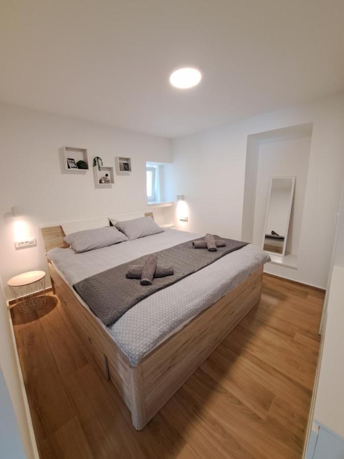 מאלי לוסיניי Apartman Tea מראה חיצוני תמונה