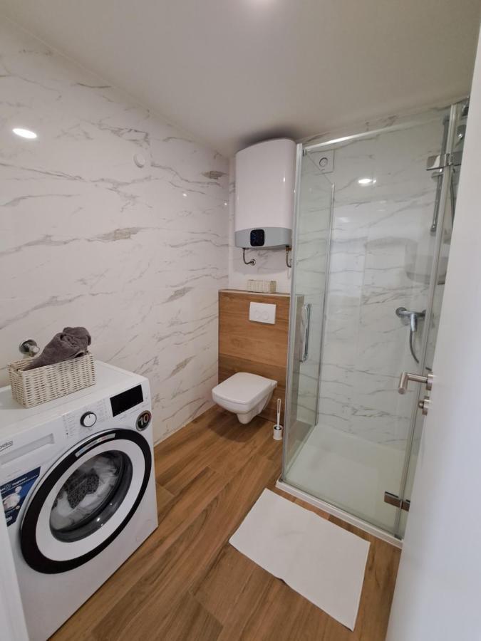 מאלי לוסיניי Apartman Tea מראה חיצוני תמונה