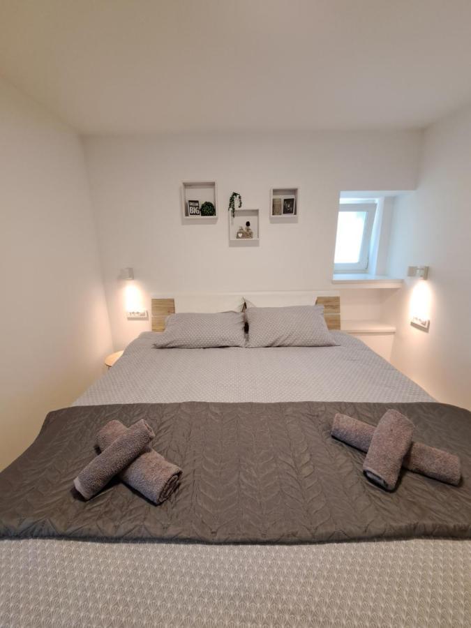 מאלי לוסיניי Apartman Tea מראה חיצוני תמונה