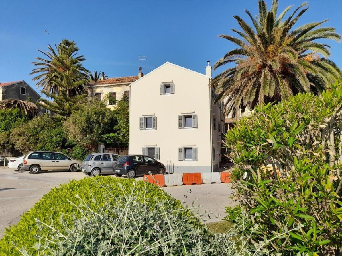 מאלי לוסיניי Apartman Tea מראה חיצוני תמונה